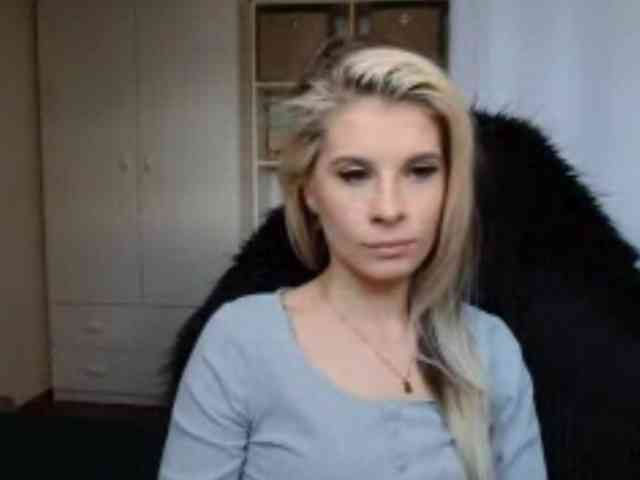 KristineNatural webcam