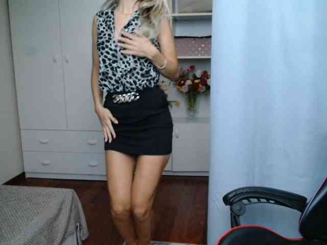 KristineNatural webcam