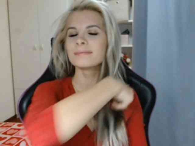 KristineNatural webcam
