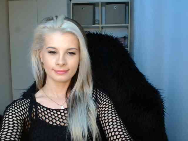 KristineNatural webcam