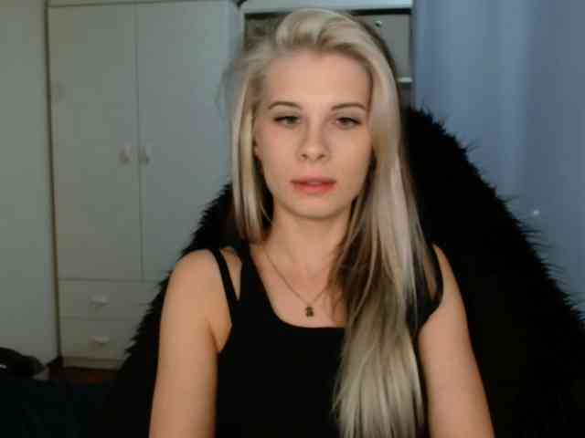 KristineNatural webcam