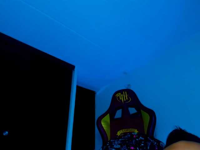 khloesecret live cam on BongaCams