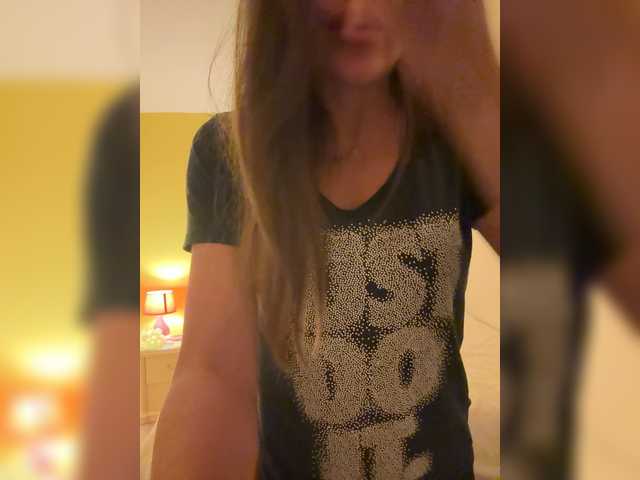 AnnaHott