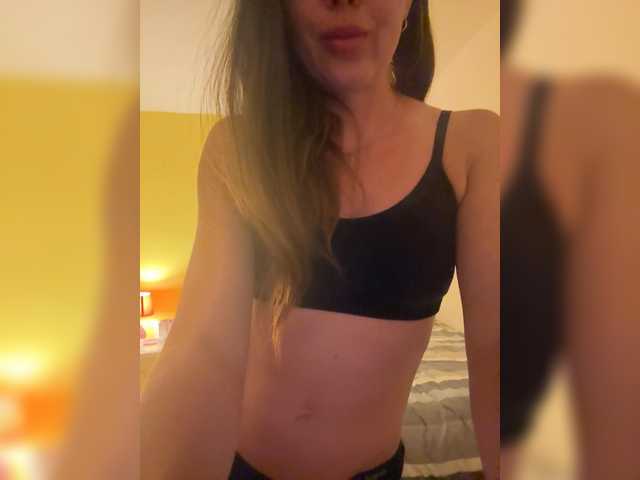 AnnaHott