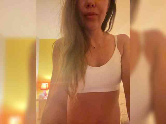 AnnaHott webcam