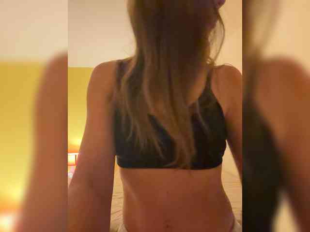 AnnaHott webcam