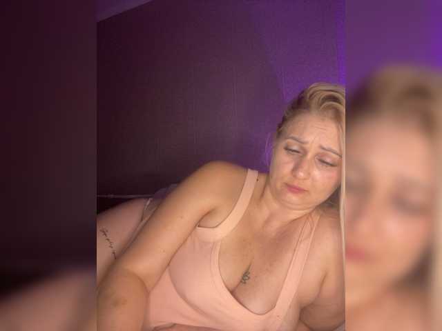Enni1 live cam on BongaCams