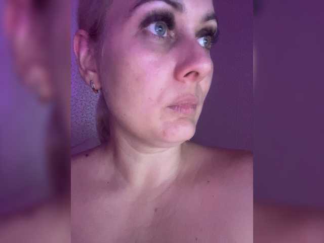 CherryBabe live cam preview