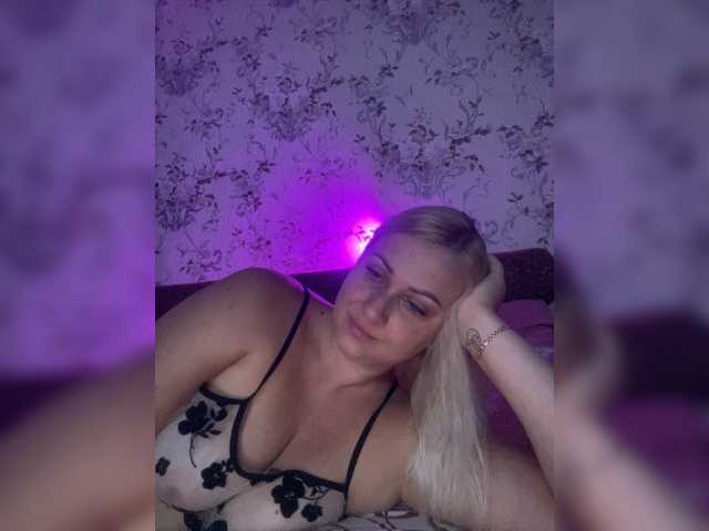 Enni1 live cam on BongaCams