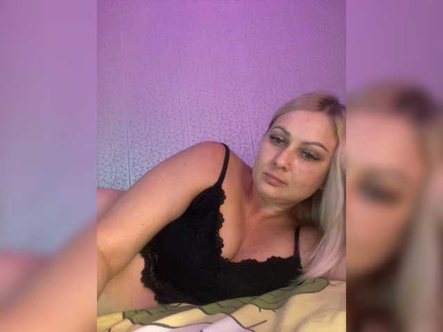 Enni1 live cam on BongaCams