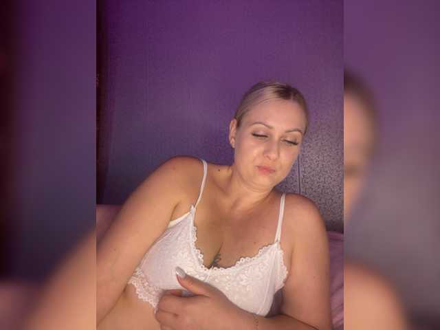 Enni1 live cam on BongaCams