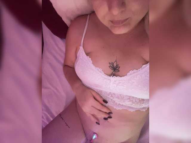 _CherryLina_ live cam preview