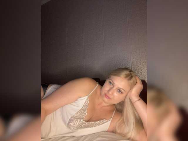 Enni1 live cam on BongaCams