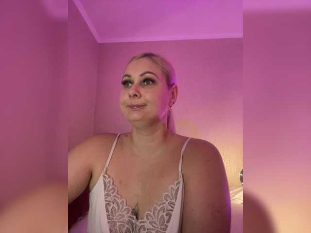 Enni1 live cam on BongaCams