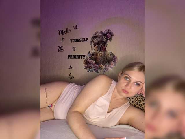 Enni1's BongaCams show and profile