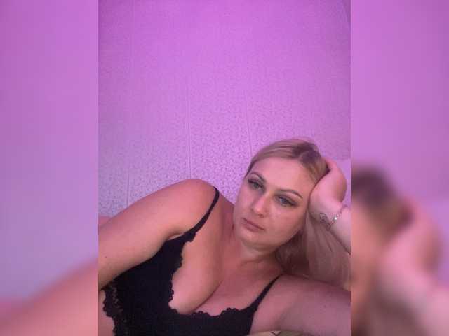 Enni1 live cam on BongaCams