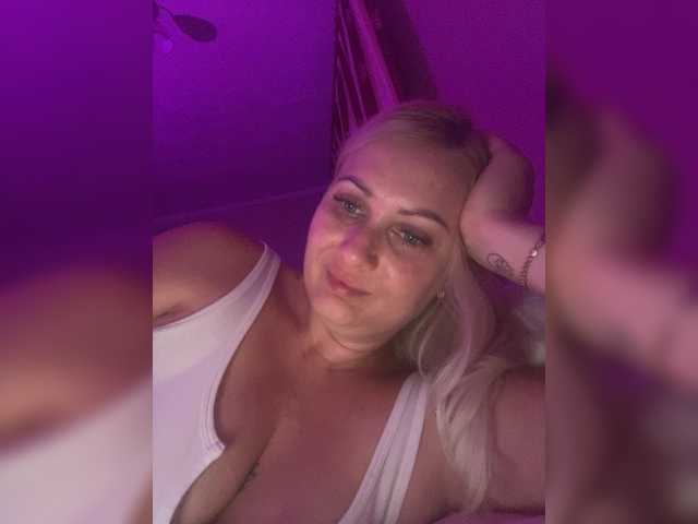 Enni1 live cam on BongaCams