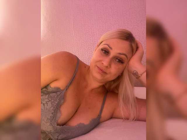 Enni1 live cam on BongaCams