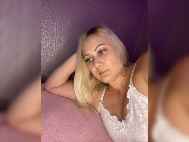 Enni1 live cam on BongaCams