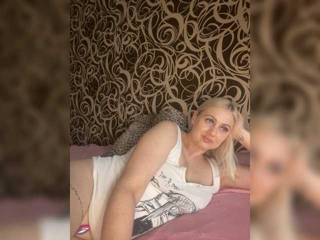Alinka11127 webcam