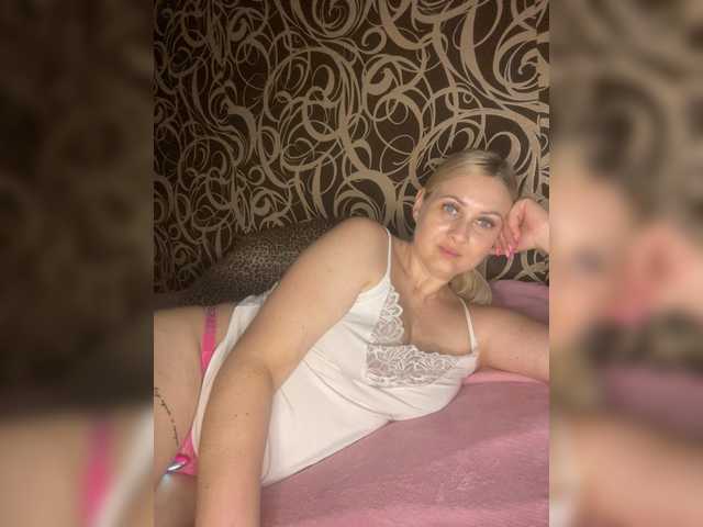 Enni1 live cam on BongaCams