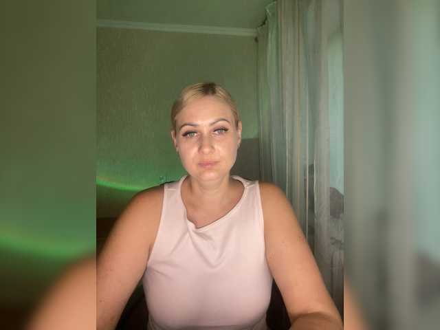 Enni1 live cam on BongaCams