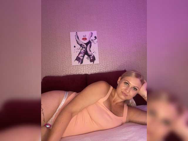 Enni1 live cam on BongaCams