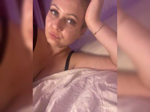 Enni1 live cam on BongaCams