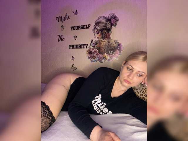 Enni1's BongaCams show and profile