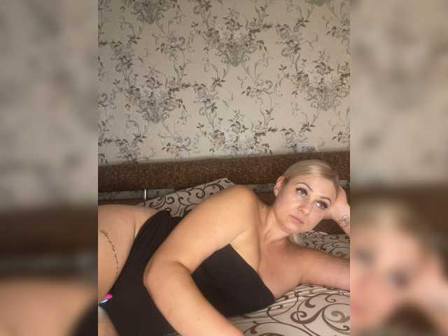 Enni1 live cam on BongaCams