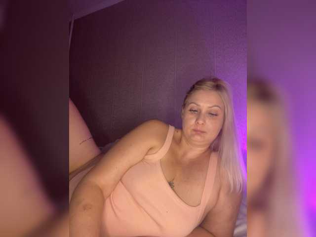 Enni1 live cam on BongaCams
