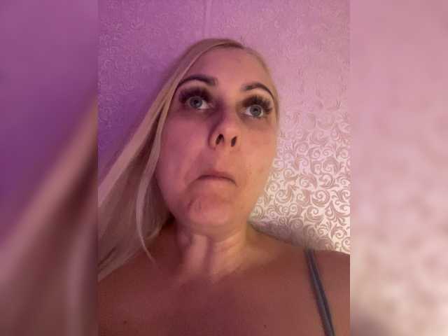 Enni1 live cam on BongaCams