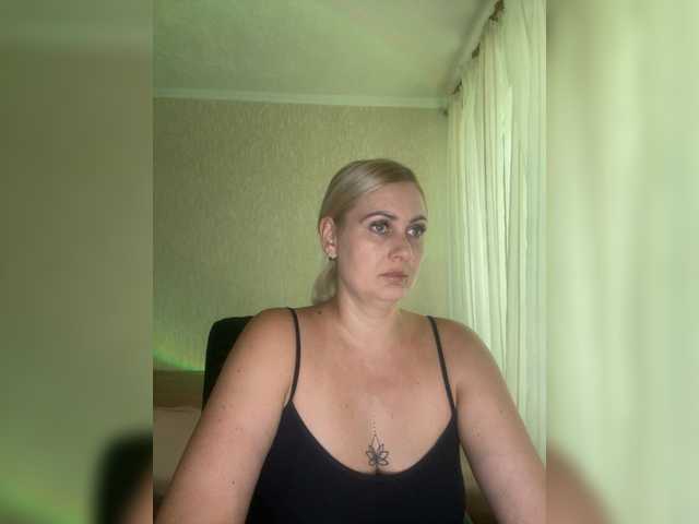 Enni1 live cam on BongaCams