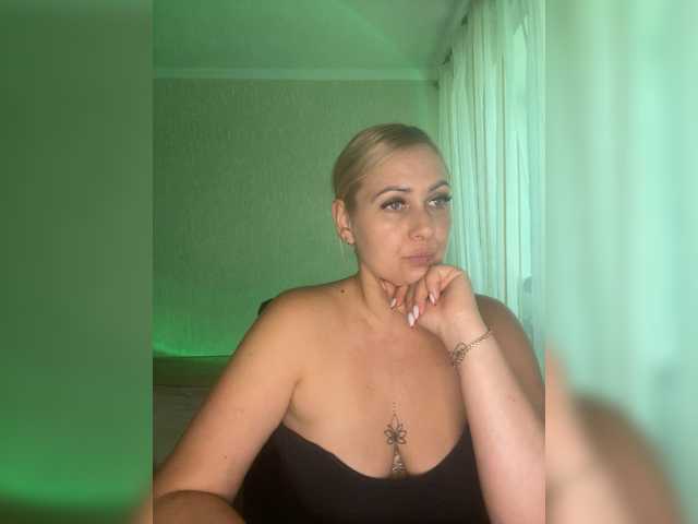 Enni1 live cam on BongaCams