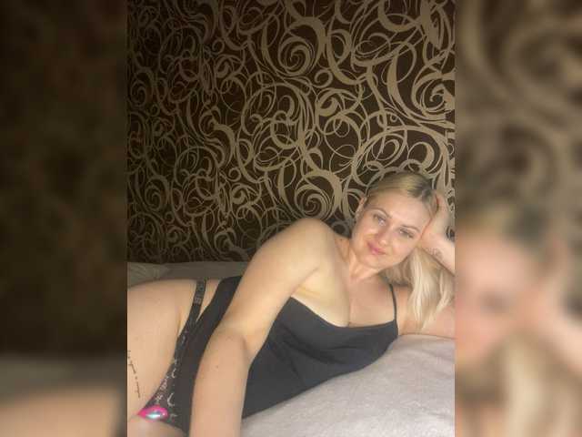 Enni1 live cam on BongaCams