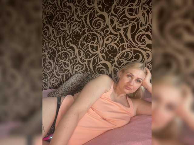 Alinka11127 webcam