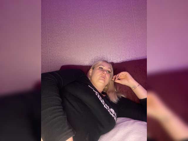 Enni1 live cam on BongaCams