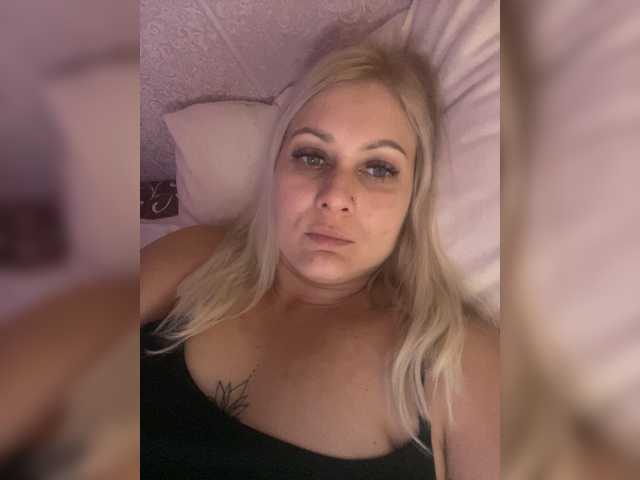 Enni1 live cam on BongaCams