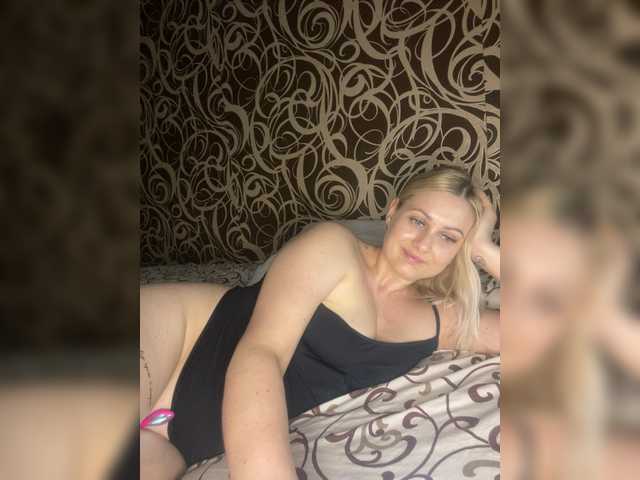 Enni1 live cam on BongaCams