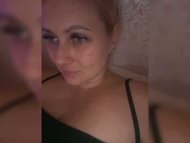 Enni1 live cam on BongaCams