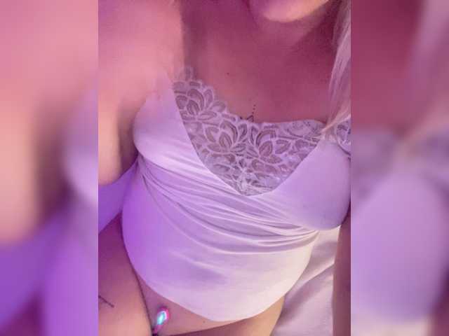 Enni1 live cam on BongaCams