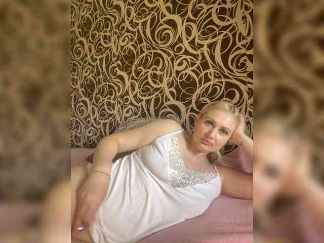 Alinka11127 webcam