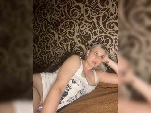 Alinka11127 webcam
