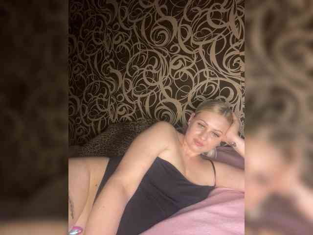 Alinka11127 webcam