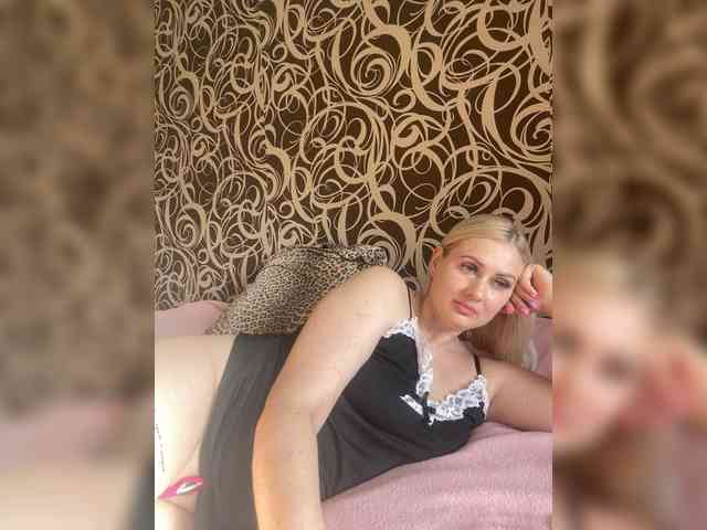 Alinka11127 webcam
