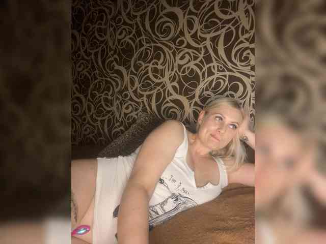 Alinka11127 webcam