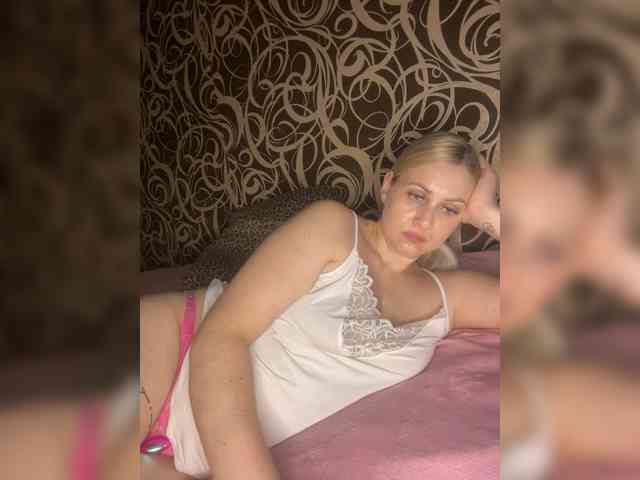 Alinka11127 webcam