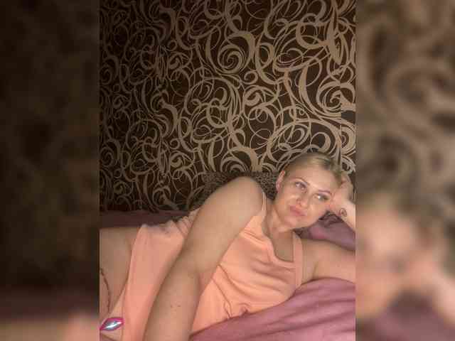Alinka11127 webcam