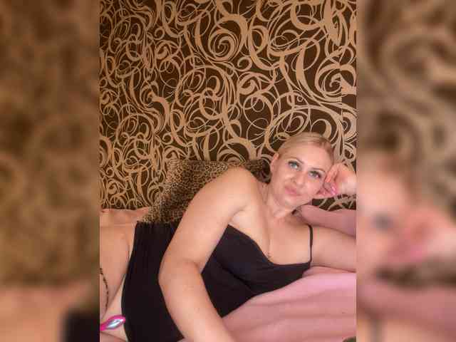 Alinka11127 webcam