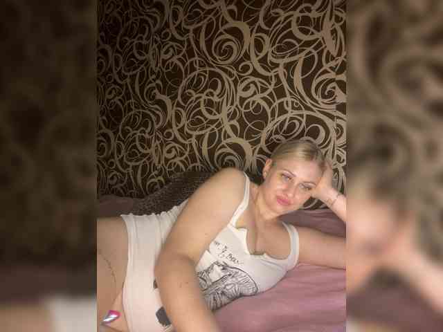 Alinka11127 webcam